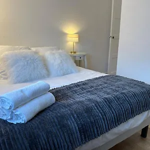 excellent-emplacement-au-coeur-dannecy.hotels-rhonealpes.com/