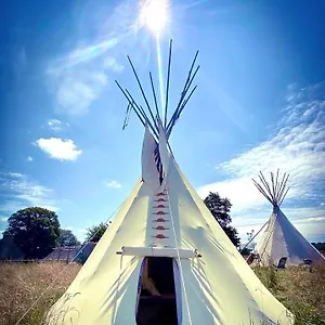  Tente de luxe Terra-tipike, Entre Terre Et